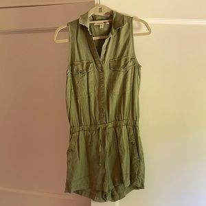 Cloth & Stone Romper, size: XS